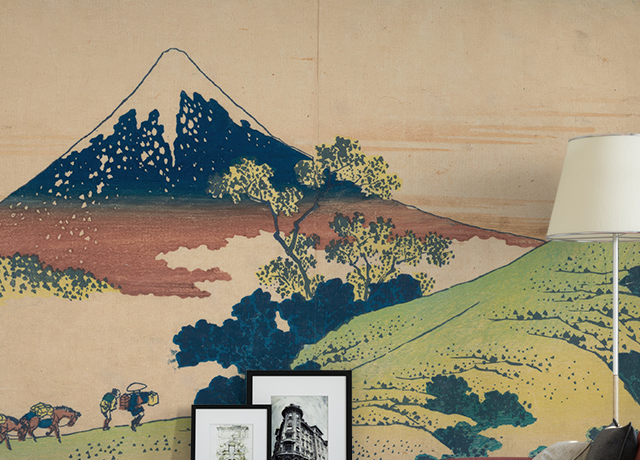 Room with Vintage Wallpaper for Small Spaces featuring a serene Japanese landscape, framed art, and modern furnishings.