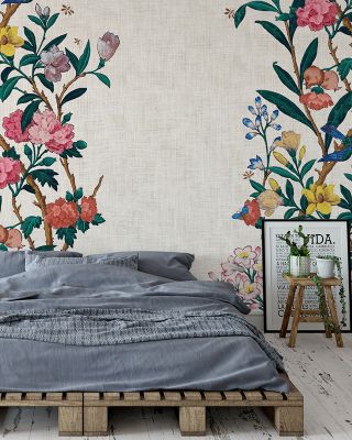 The Rambling Rose Romantic Floral Wallpaper