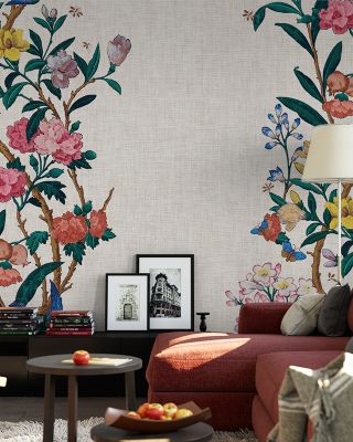 The Rambling Rose Romantic Floral Wallpaper