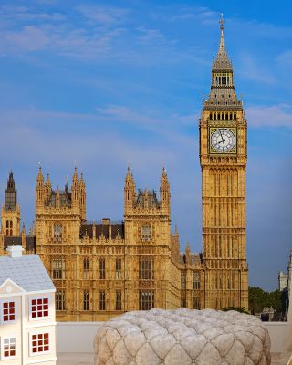 Big Ben Tower and Thames River