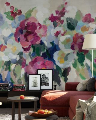 Lush Bouquet Elegant Floral Wallpaper