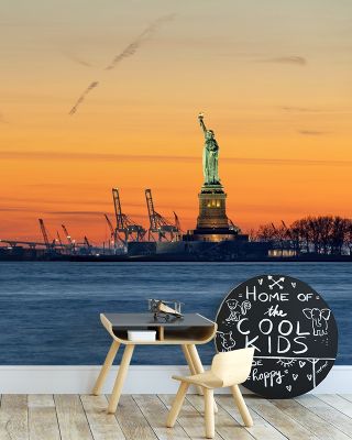 Statue of Liberty at Dusk Cityscape Wallpaper