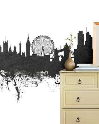 London Skyline Black & White Wallpaper