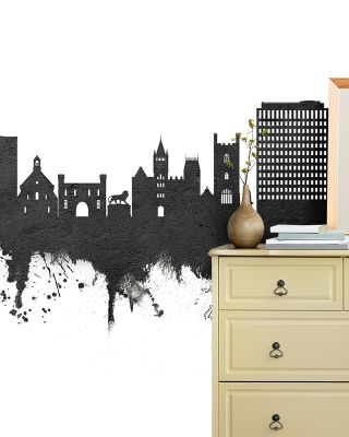 Reading England Skyline Black & White Wallpaper