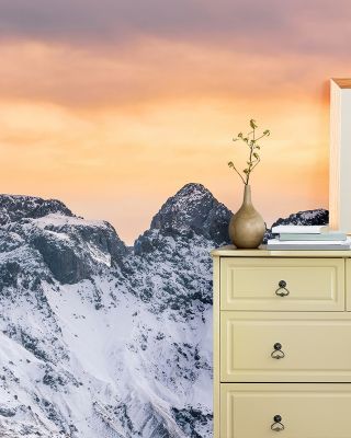 Snowy Mountain Ridge Scenic Beauty