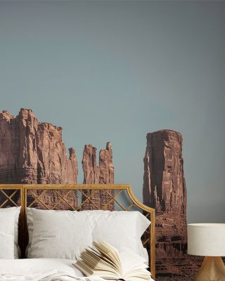 Monument Valley Snap Wallpaper for Scenic Spaces