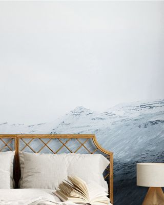 Mountain Gradient Wallpaper for Nature Lovers