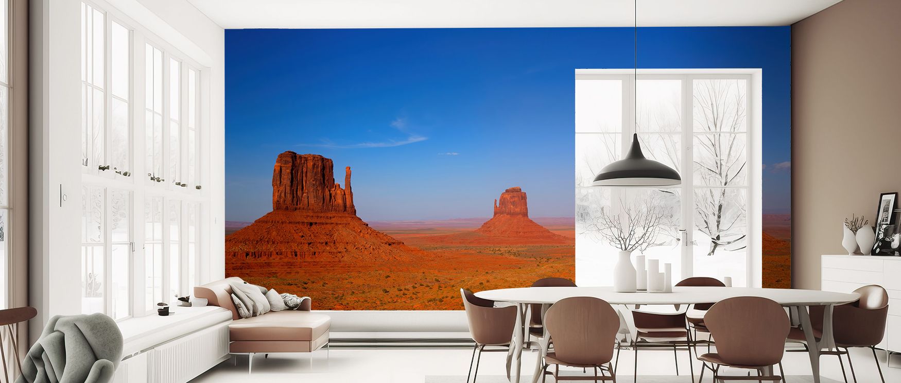 A horizon filled with sandstone buttes radiates atmosphere and charm. This wallpaper captures desert grandeur, making interiors resonate with balance and refinement. Bedrooms and offices benefit from its mood of openness. 