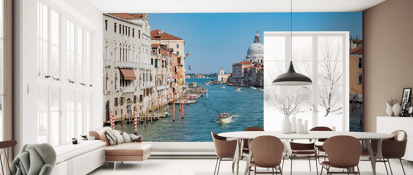 Grand Canal Excursion Wallpaper beams elegance, canal imagery radiating calm. Suitable for bedrooms or reflective corners, it enriches mood gracefully. The design thrives on heritage detail, weaving charm into interiors. It uplifts walls daily, ensuring h
