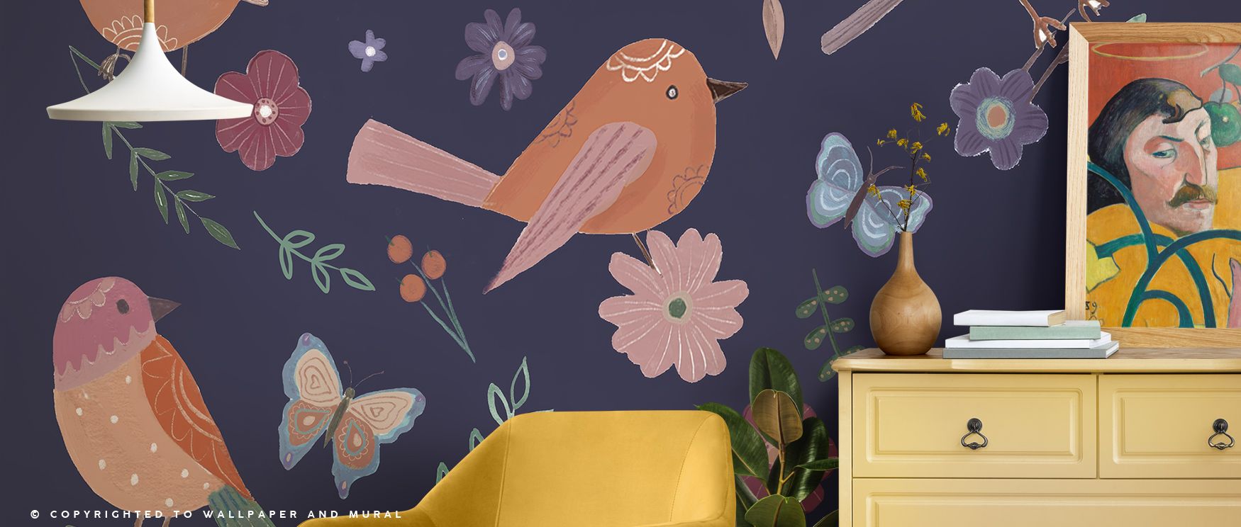 Royal Birds Wallpaper thrives on cultural sophistication where motifs align in rhythm of decorative resonance. Its imagery enriches interiors with composure, filling bedrooms or dining rooms with refinement. Walls glow with artistry, shaping poetic retrea
